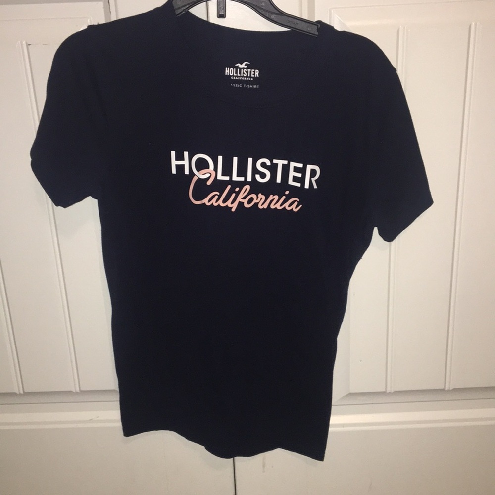 Navy t shirt